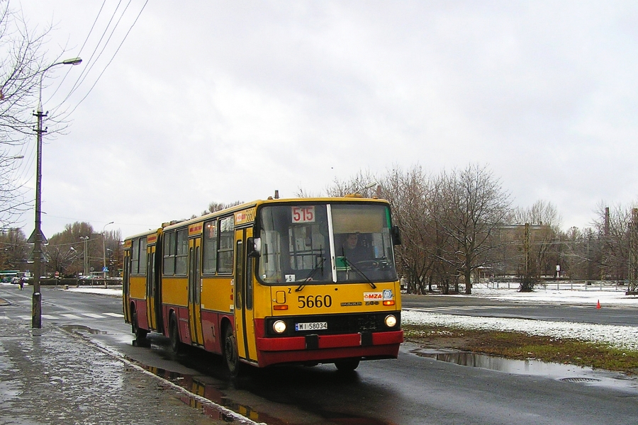 5660
Autobus 5550..., przepraszam, 5660 na linii A..., pardon, 515 na wyjeździe z pętli Metro Mło..., Huta oczywiście... ;)
Słowa kluczowe: IK280 5660 515 Huta MetroMłociny