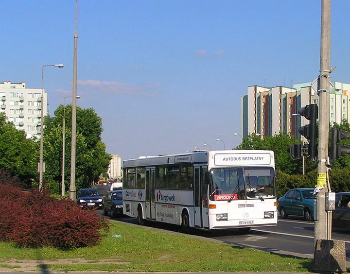 ELW 84ET
Jeszcze jeden darmobus - tym razem z Centrum Handlowego "Targówek" przy ul. Głębockiej...
Słowa kluczowe: O405 ELW84ET CHTargówek Kondratowicza