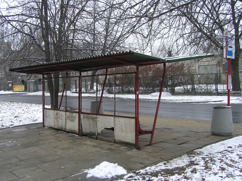 RYDYGIERA 01
Całkowicie "oldskulowa" wiata przystankowa na ul. Przasnyskiej - zdjęcie z czasów, gdy kursowała tamtędy linia 122.
Słowa kluczowe: Przasnyska Stolica 2005