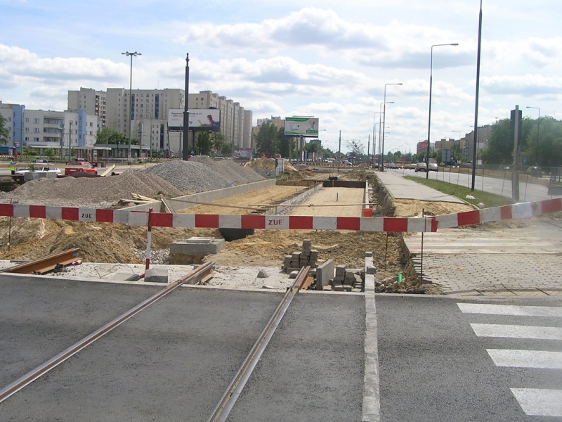 Ulica Powstańców Śląskich
Budowa trasy tramwajowej łączącej Nowe Bemowo z Piaskami.
Słowa kluczowe: PowstańcówŚląskich 2005