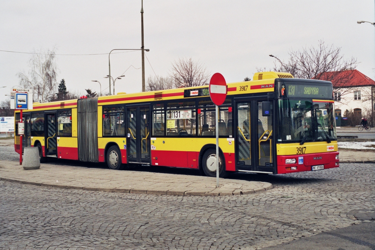 3917
Ostatnie dni zajezdni R-9 "Chełmska".

Foto: P.B. Jezierski
