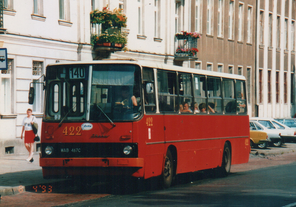 422
Ikarus 260, produkcja 1984, NG 1990, Odbudowa 1995, Kasacja 2005
Słowa kluczowe: IK260 422 140 PlacUniiLubelskiej 1993