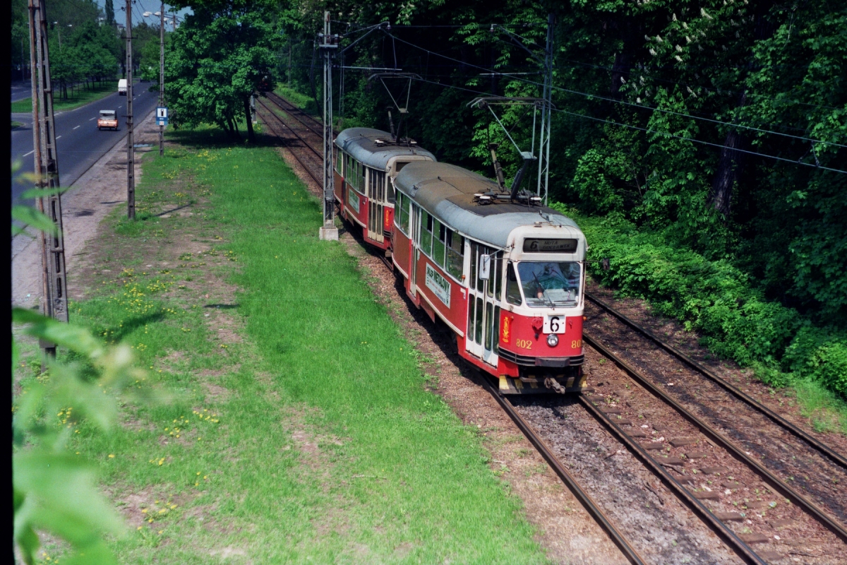 802+801
13N 802+801 na linii 6

Foto: P.B. Jezierski
