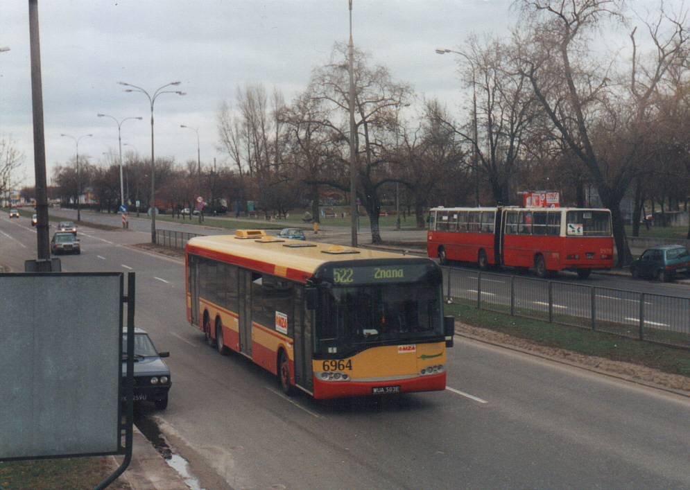 6964
Jeden z trzech pierwszych Warszawskich solarisów.
Foto: P.B. Jezierski
