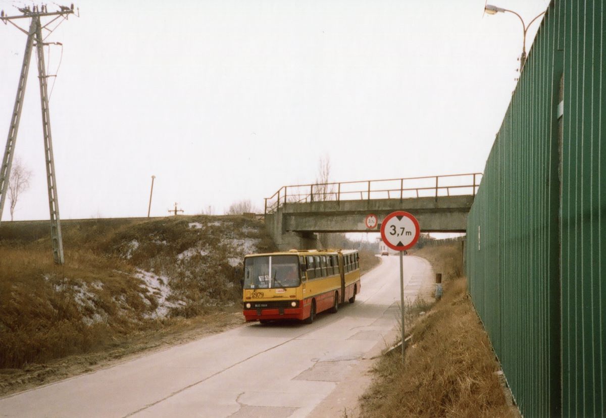 2979
Jeden z fotostopów imprezy pożegnalnej zajezdni Chełmska
Słowa kluczowe: 2979 IK280 R-9