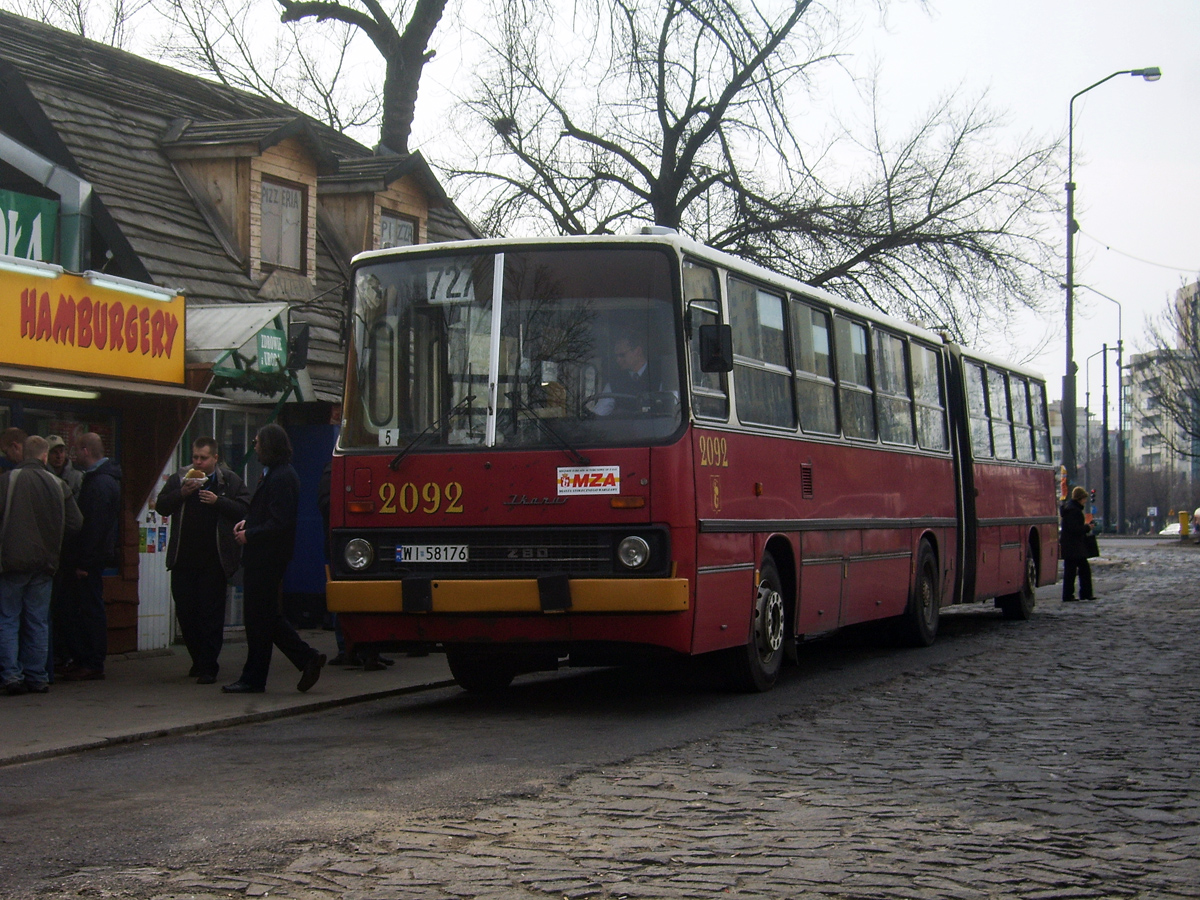 2092
Słowa kluczowe: 2092 727 MetroWilanowska