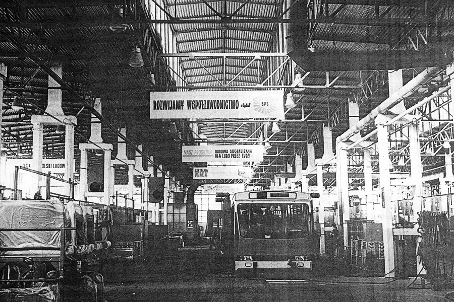 Produkcja Berlietów
Zdjęcie ze starej książki o fabryce Jelcz.
