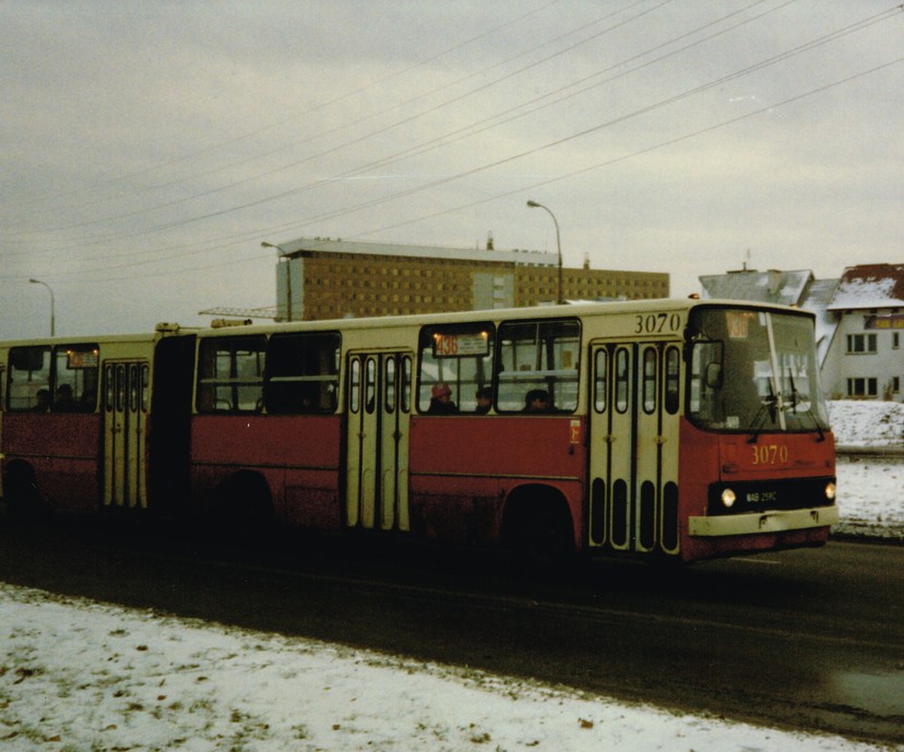 3070
Bura seria, bure zdjęcia, bura pogoda, bure życie bez R-12
Słowa kluczowe: Ikarus280