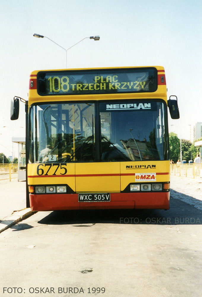 6775
Słowa kluczowe: N4020td 6775 108 MetroWilanowska