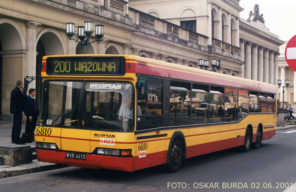 6810
Słowa kluczowe: N4020 6810 200 PlacBankowy