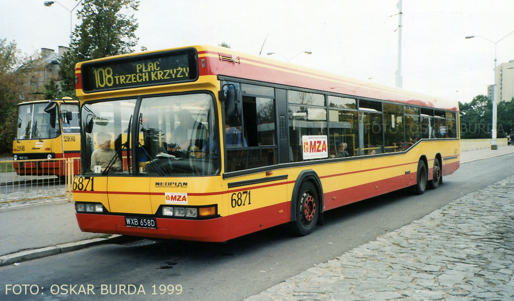 6871
Słowa kluczowe: N4020 6871 108 MetroWilanowska