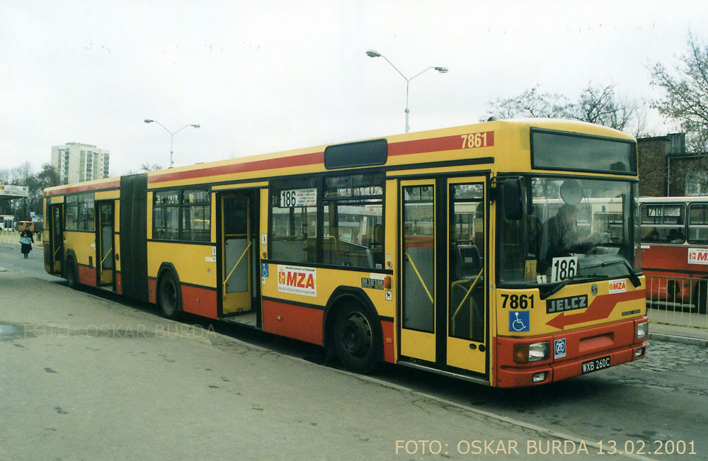 7861
Słowa kluczowe: M181M 7861 186 MetroWilanowska