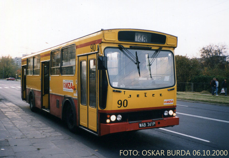 90
Słowa kluczowe: M11 90 148 ZajezdniaWoronicza