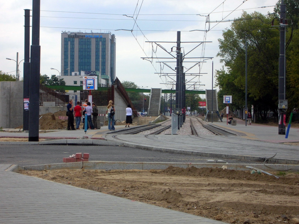 Rzymowskiego 03
Gdyby lata temu połączył ktoś logicznie tą inwestycję z całością węzła Marynarska, może nie byłoby Mordoru w Mordorze; Budowa wiaduktów przy Galerii Mokotów, 2005
Słowa kluczowe: Rzymowskiego RzymowskiegoMarynarkska