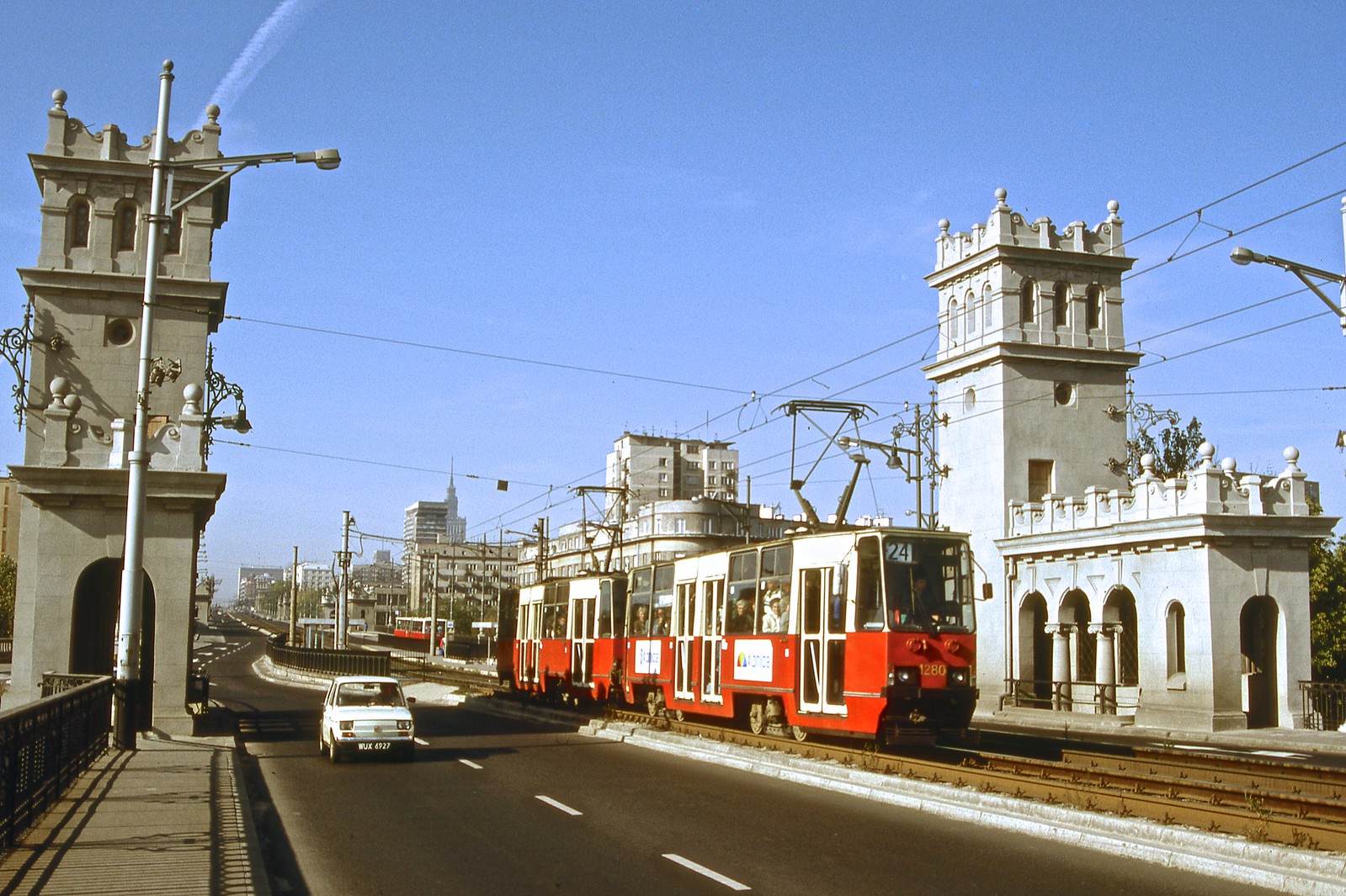 1280
fot. Paul Haywood
Słowa kluczowe: 1280 24