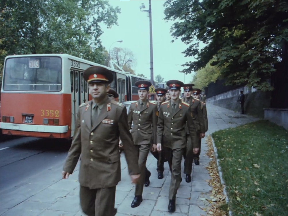 3352
Kolejny piaseczniak, linia 503. Kadr z PKF.
3352 / Ikarus 280.26 / 1985 / R-12 Piaseczno / 06.1991 ex R-11 2743 / 04.1994 -> R-5 / 05.1996
Słowa kluczowe: 3352 503