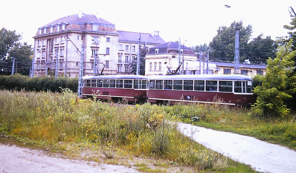 317+447
Skład 317+447, fot. Steve Guess. Chociaż numeru pierwszego wagonu nie jestem pewien. 
Słowa kluczowe: 317+447