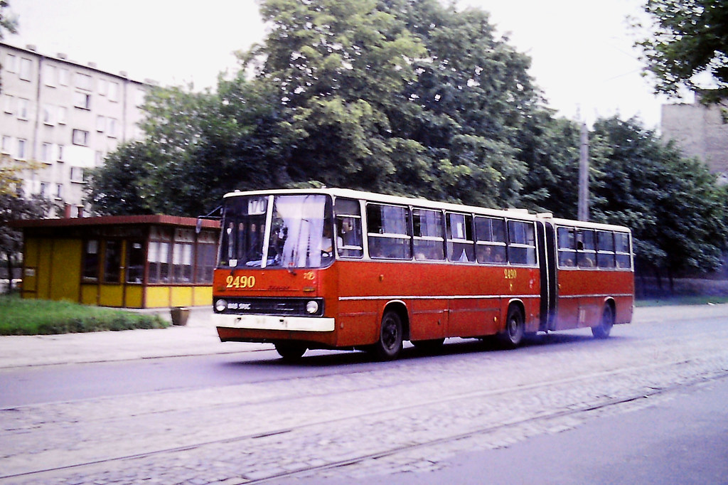 2490
2490 / Ikarus 280.26 / 1984 / R-8 Pożarowa /  06.1995 -> R-13 Stalowa / 02.1996
Słowa kluczowe: 2490 170