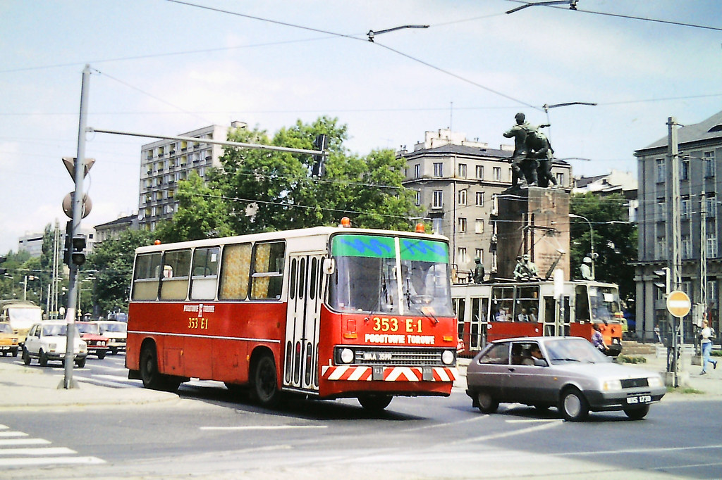 353
Ikarus 280/A #353-E1 / 1988-02 ex Ikarus 280.26 2224 / 
Słowa kluczowe: 353