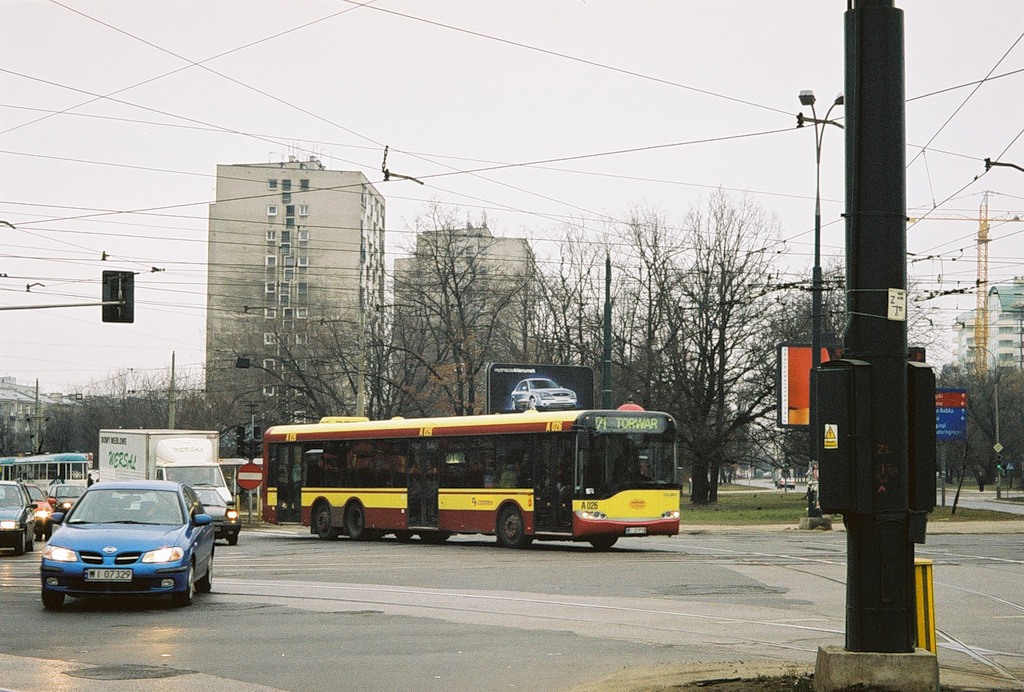 A026
Teraz wstawie serię kilku zdjęć z 2001 innego rosyjskiego turysty. Mimo że tamte czasy każdy z nas pamięta to aż dziw bierze, że to prawie 20 lat.
Zdjęcie: Vladimir Valdin. 

A026 / Solaris Urbino 15 / 2000 / [2008-05]
RAPID -> Connex -> Veolia	$ 2009 r. > SAI Trevigio (Włochy) #90
Słowa kluczowe: A026