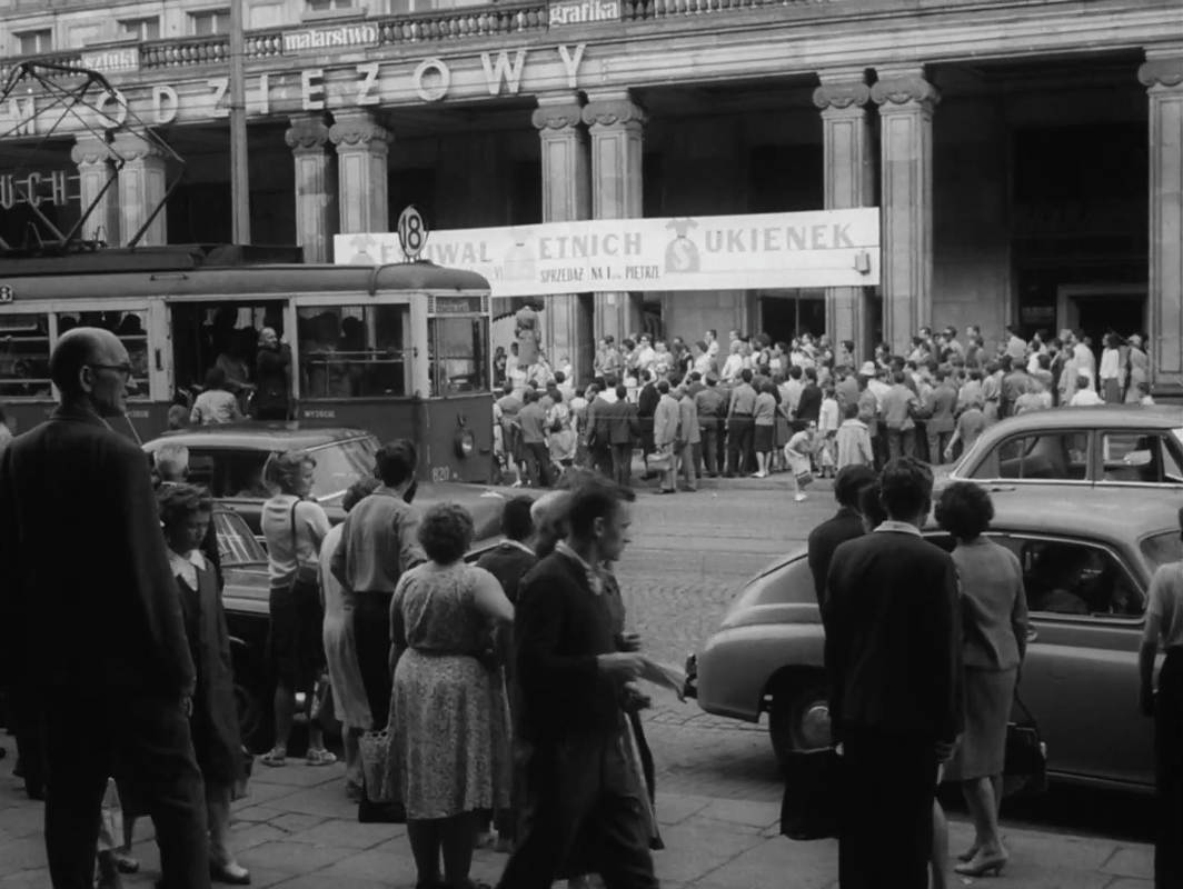 820
Źródło: PKF nr 24B/1964.
Słowa kluczowe: 820 wagonN Marszałkowska