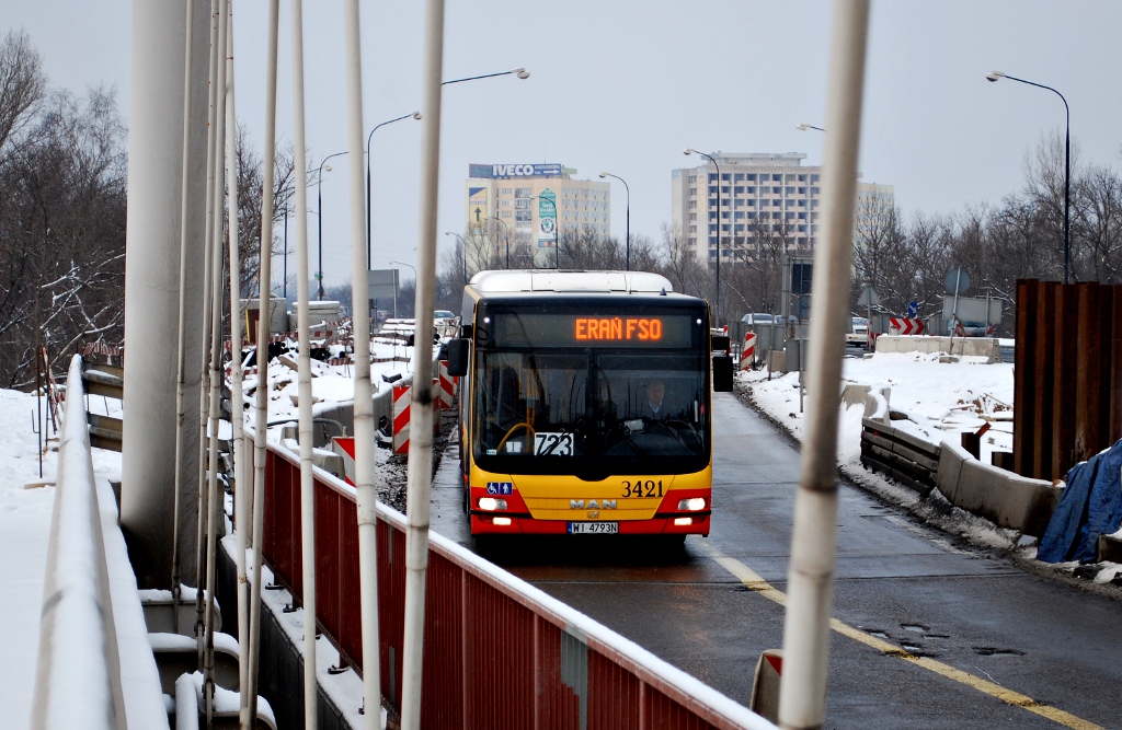 3421
MAN Lion's City G (A23) prod. 2010 [MAN D2066 EEV LUH48/360KM]. 
Słowa kluczowe: LionsCityG 3421 723 Modlińska