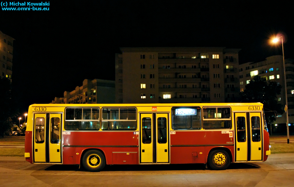 6330
Ikarus 260.73A prod. 1993.

Jeszcze wersja w całej okazałości już po pełnym przebraniu i w drogę!
Słowa kluczowe: IK260 6330 N63 Nowodwory