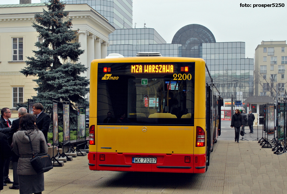 2200
Mercedes-Benz Conecto G prod. 2012 [OM457LA - 353KM]. 
Słowa kluczowe: ConectoG 2200 PT Prezentacja