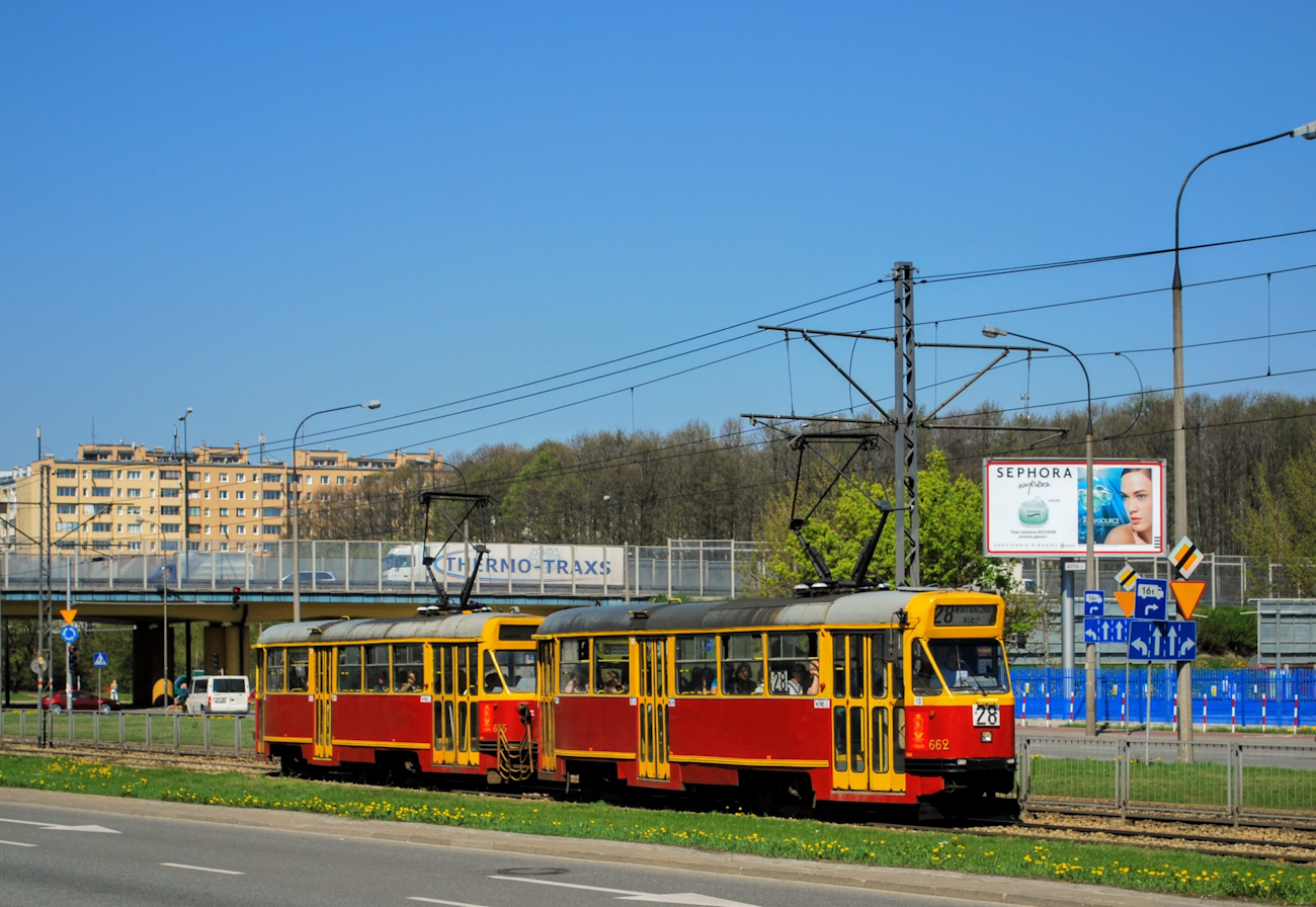 662+665
Konstal 13N prod. 1968.
Słowa kluczowe: 13N 662+665 28 Broniewskiego