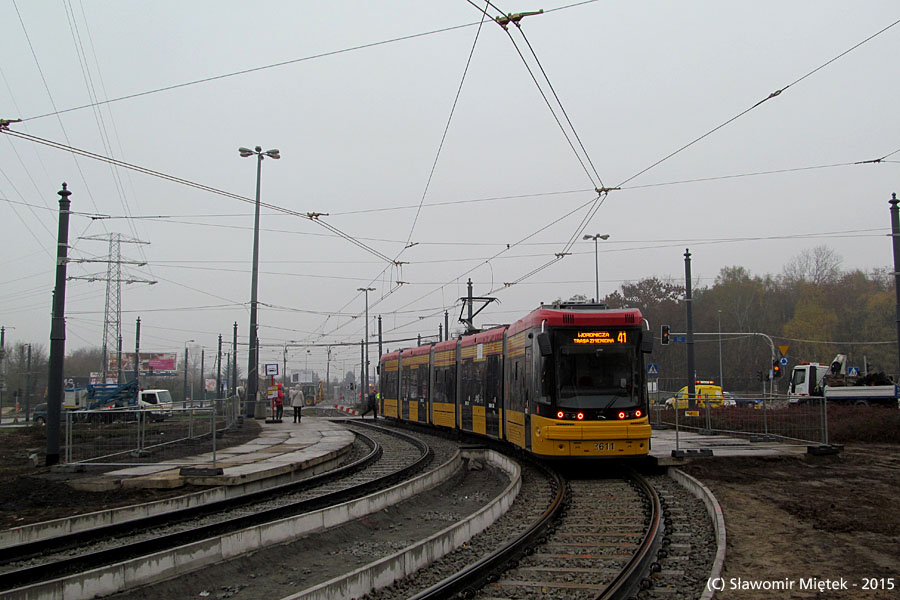 3611
Tymczasowa pętla tramwajowa Rondo Żaba.
Słowa kluczowe: 128N 3611 41 RondoŻaba 11Listopada