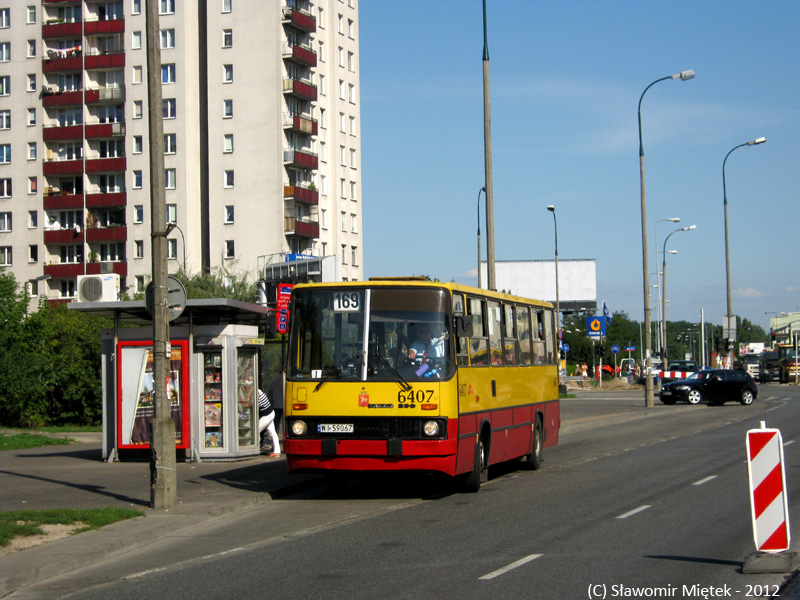 6407
Przez błąd (?) w piśmie ZTM do MZA, Stalowa wysłała dziś Ikarusa za Jelcza na brygadę nieparzystą (a miały zgodnie z pismem na wszystkich nieparzystych). Na szczęście był tylko jeden.
Z dedykacją dla Pawelca.
Słowa kluczowe: IK260 6407 169 Kondratowicza