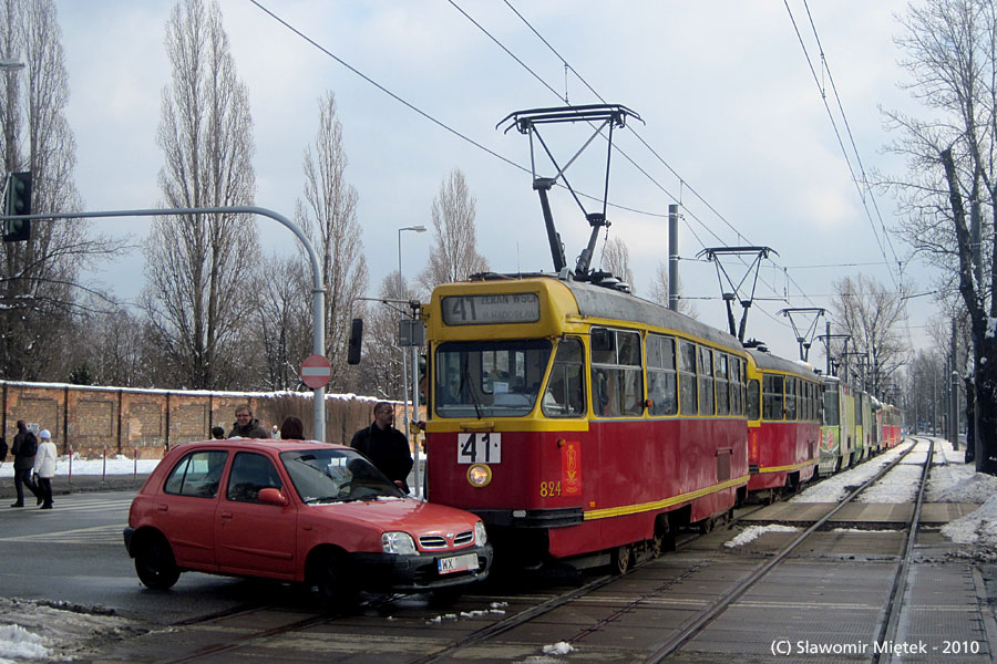 824+789
Słowa kluczowe: 13N 824+789 41 Odrowąża