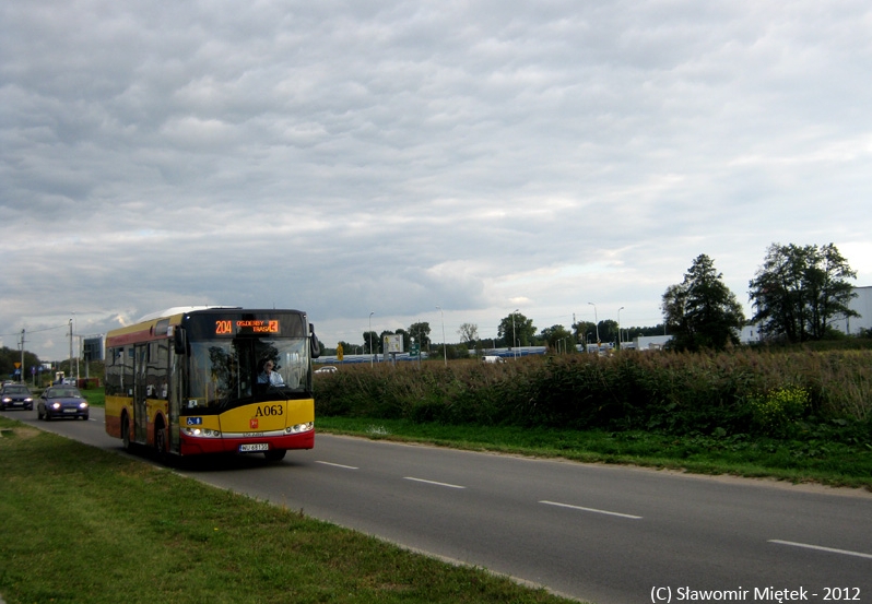 A063
To nie peryferia Warszawy, tylko wjazd do dużego osiedla Derby. W tle przebudowana Trasa Toruńska
Słowa kluczowe: SU8,6 A063 204 Magiczna