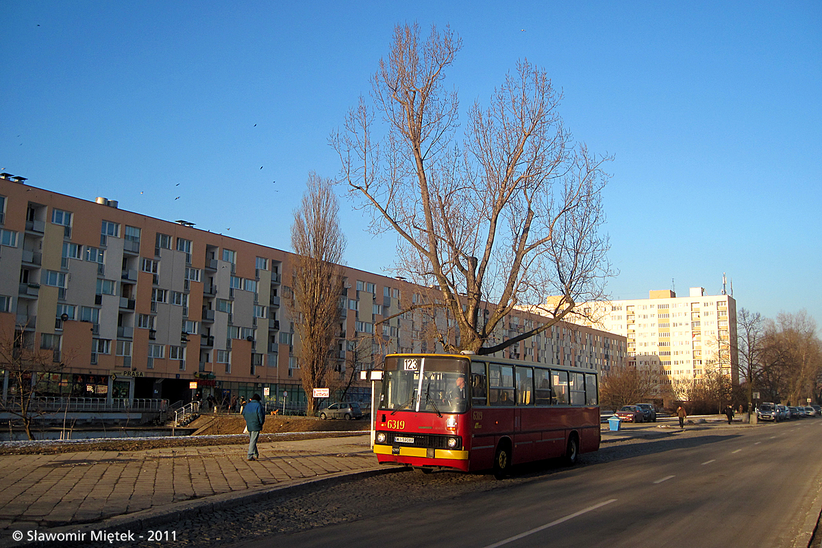 6319
Słowa kluczowe: IK260 6319 123 Kijowska