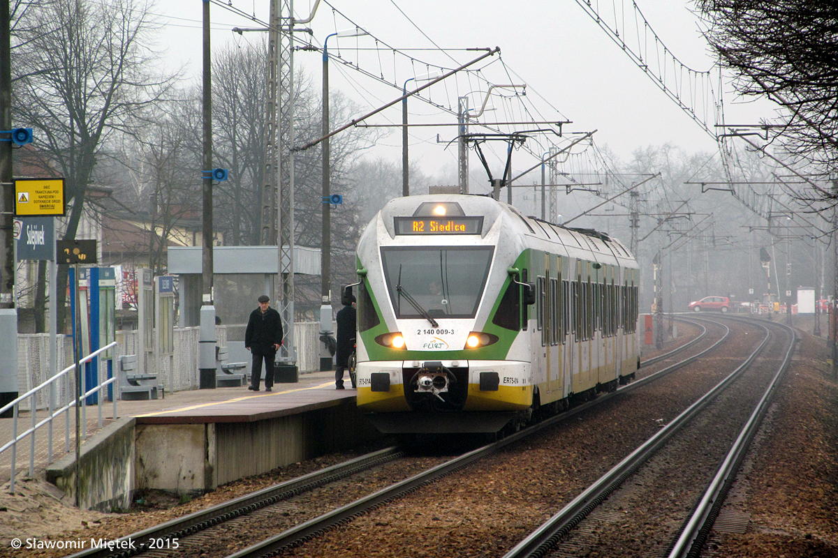 ER75-014
Słowa kluczowe: ER75 ER75-014 R2 Sulejówek