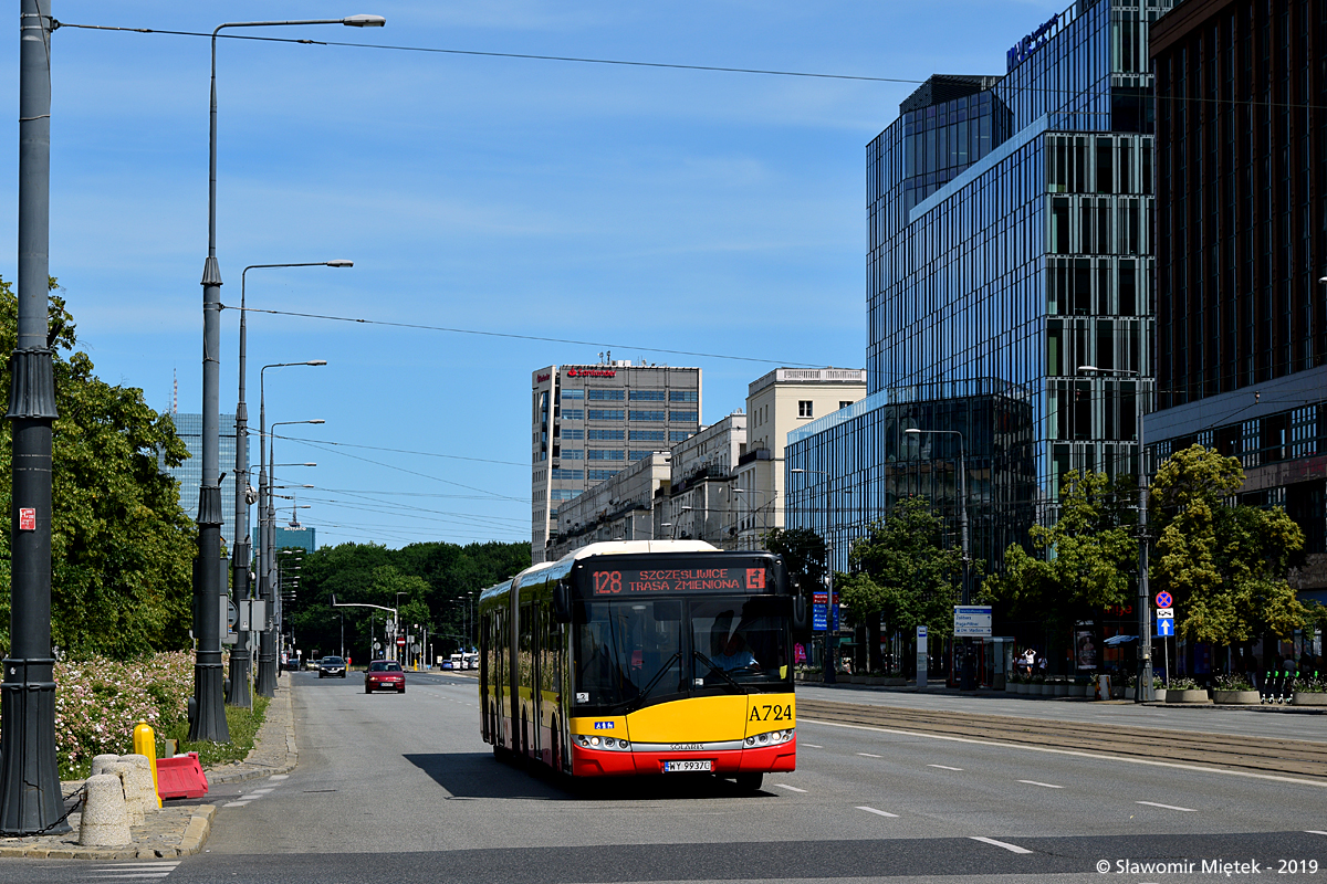 A724
Słowa kluczowe: SU18 A724 128 Marszałkowska