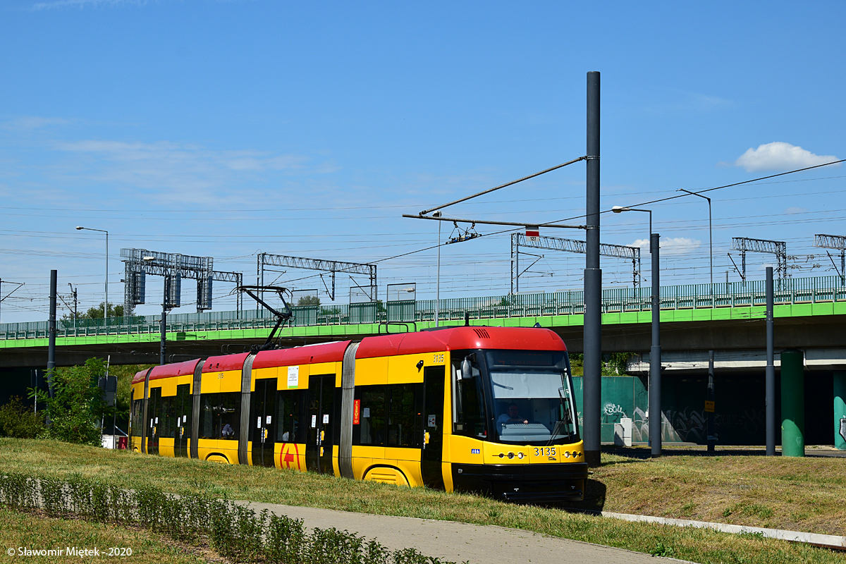 3135
Objazd z powodu przekładania torów przy budowanej stacji metra Bródno
Słowa kluczowe: 120Na 3135 4 Starzyńskiego