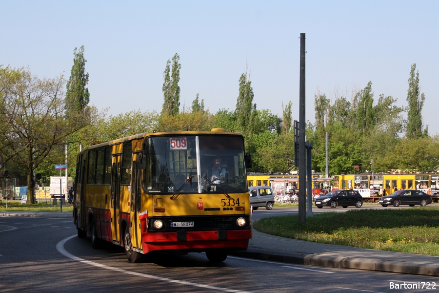 5334
Bizon przyłapany w drodze na Nowodwory. Z dedykacją dla Domasa!
Słowa kluczowe: IK280 5334 509 RondoStarzyńskiego