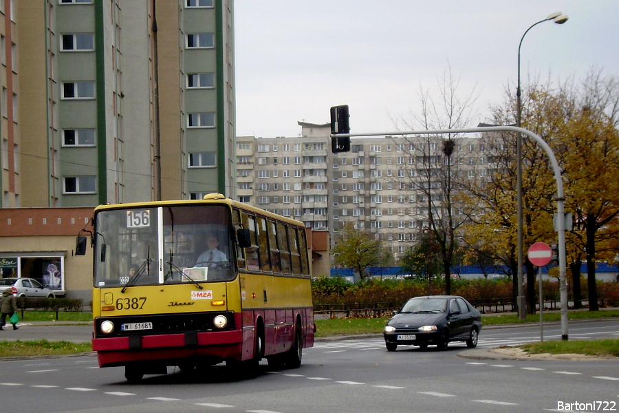 6387
Śliczny Ikarus na zasileniu jednej z czterech (127, 156, 169 i 500) linii, które dostały zwiększoną częstotliwość na ten przedcmentarny weekend.
Słowa kluczowe: IK260 6387 156 Kondratowicza