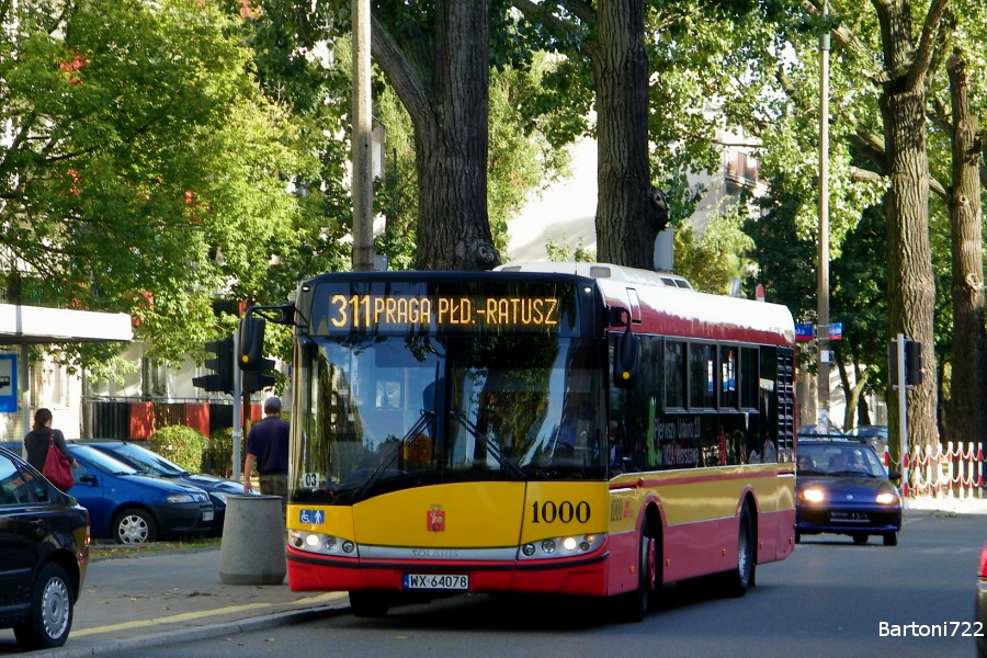 1000
Od września 311 dostało szczytowe eFki zwiększające w szczycie częstotliwość dwukrotnie - z 30 do 15 minut. W związku z tym na linię weszła "Ostrobramska" swoimi SU10 - na dwóch dodatkach.
Słowa kluczowe: SU10 1000 311 Grenadierów