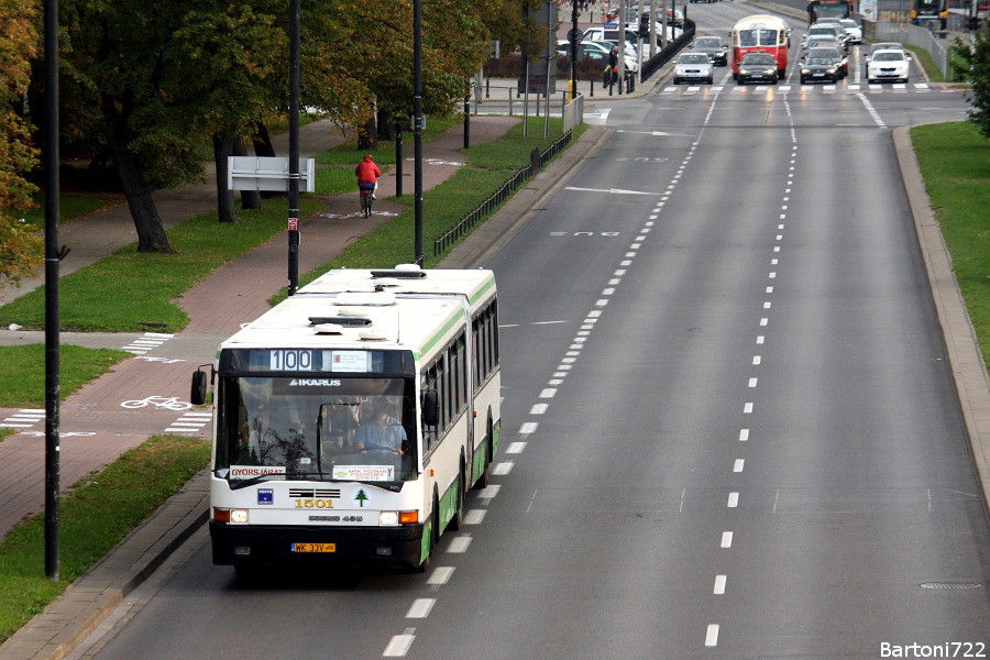 1501
Moim zdaniem największa gwiazda DTP - Ikarus 435. W sumie na linii 100 zrobił 4 kursy - rano, jako pierwszy kurs z Dworca Centralnego do zajezdni, po południu pełne kółko zamiast wozu 5715 i zjazd z zajezdni na Dworzec Centralny (widoczny). 
Słowa kluczowe: IK435 1501 100 AlejaNiepodległości