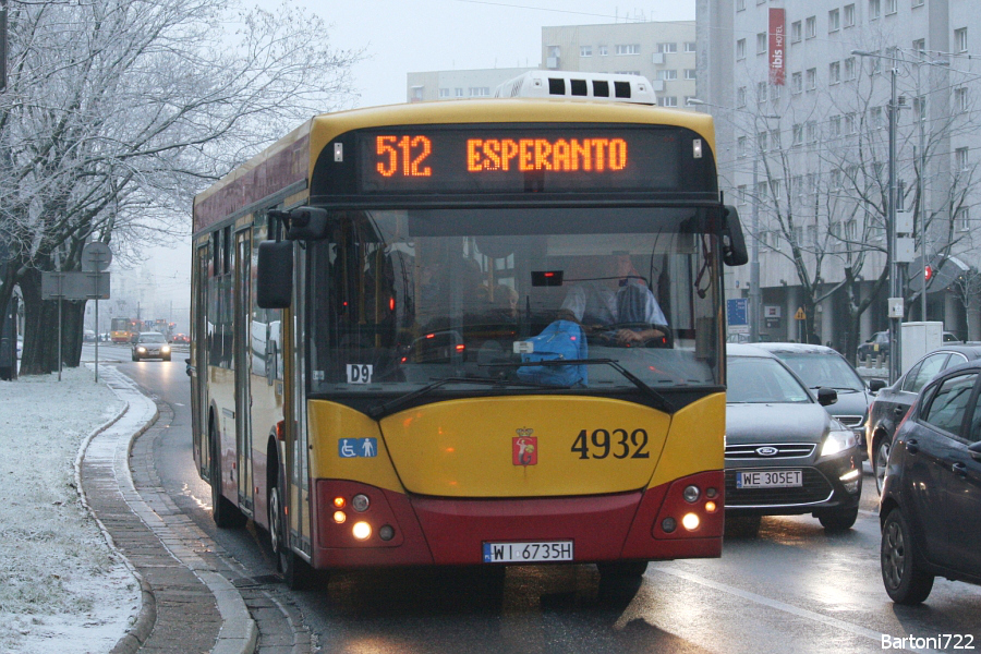 4932
512 od początku października zyskało wtyczkę D9 ze "Stalowej". Jej rolą jest zwiększenie podaży przez Most Śląsko-Dąbrowski i zapewnienie mikroszczytu zagęszczającego częstotliwość w szczytowym momencie do 5 minut. Pozarozkładowa brygada obsługiwana jest solówką.
Słowa kluczowe: M121I 4932 512 AlejaSolidarności