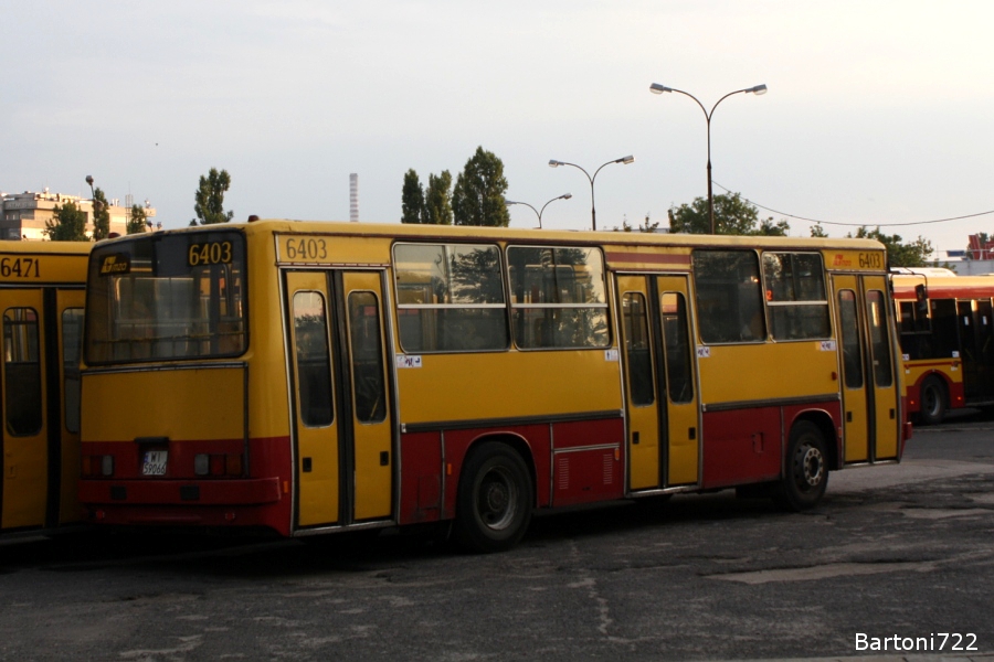 6403
Ikarus 260.73A, prod. 1994, kasacja 2011

Ostatnio odnalazłem sporo historycznych zdjęć - zaczynam od serii 640x skasowanych na "Ostrobramskiej".
Słowa kluczowe: IK260 6403 ZajezdniaOstrobramska