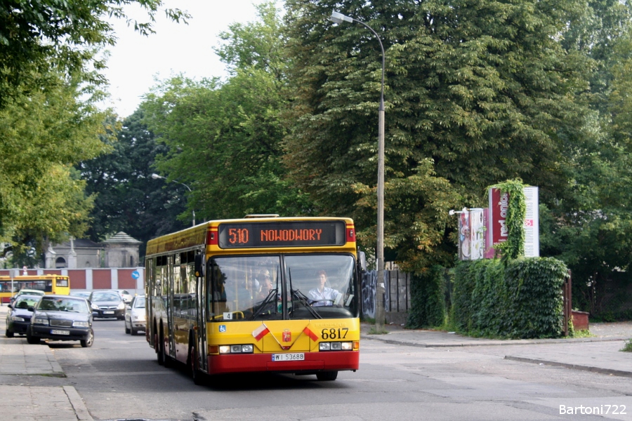 6817
Neoplan N4020, prod. 1998, kasacja 2012. Objazd remontowanego Ronda "Radosława". 205 i 510 jeździło przez nieużywaną liniowo ul. Burakowską.
Słowa kluczowe: N4020 6817 510 Burakowska