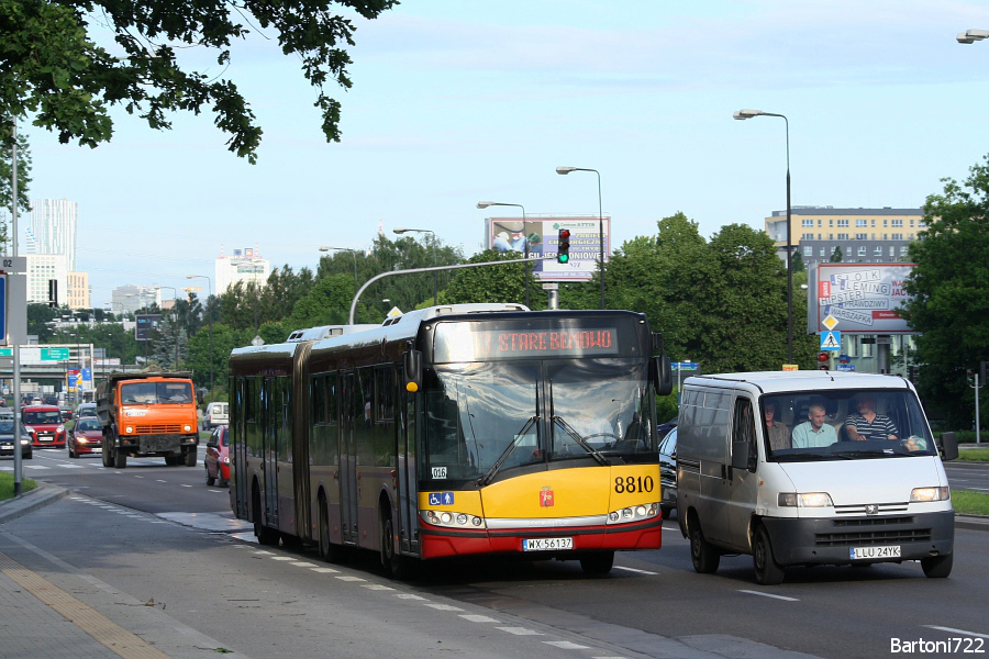 8810
Jeszcze "redutowy" Solaris mija dość kontrowersyjny przystanek "Park Moczydło 02", wykorzystywany tylko przez linię 520. ;)
Słowa kluczowe: SU18 8810 523 Górczewska