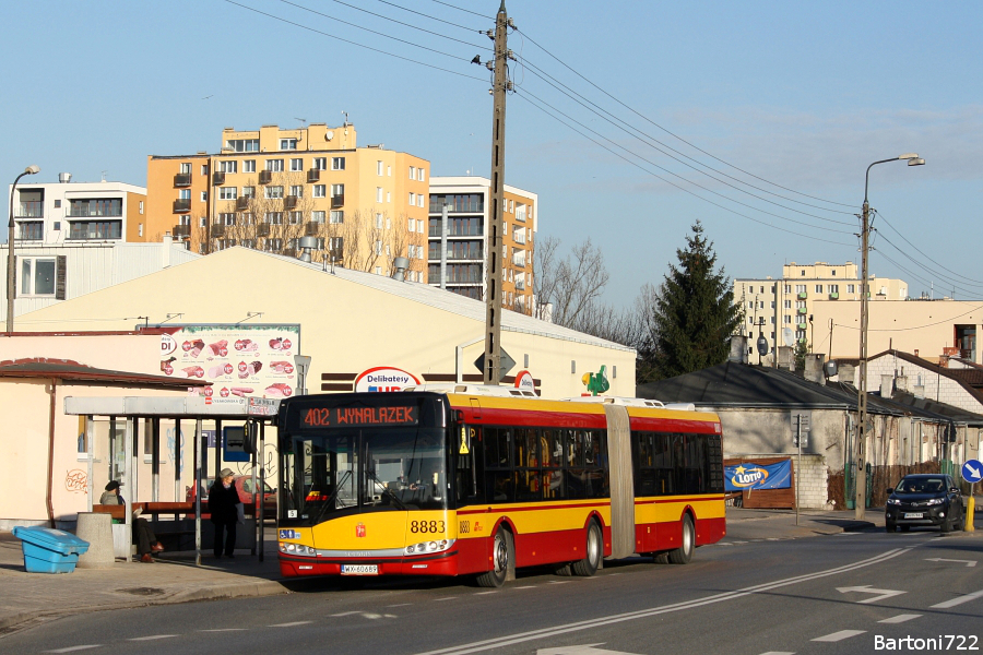 8883
Osiemnastka na nowej linii 402 zbiera pasażerów z przystanku "Łysakowska". Obsługą zajęły się zajezdnie "Woronicza", "Ostrobramska" i Mobilis.
Słowa kluczowe: SU18 8883 402 Korkowa