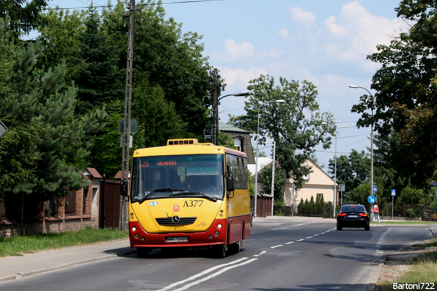 A377
Solina mknie jeszcze cichą i spokojną o tej porze okolicą.
Słowa kluczowe: Solina A377 725 Przekorna