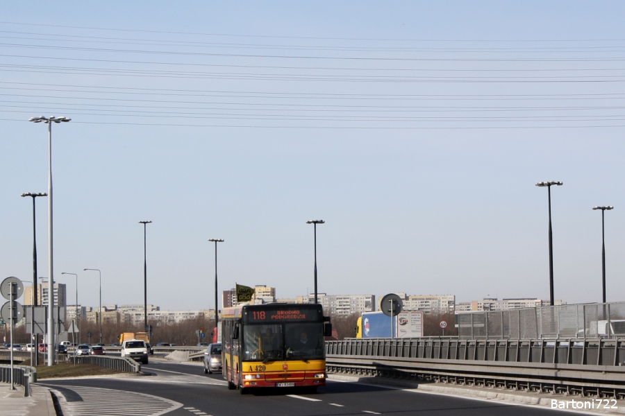 A420
Symboliczny udział ITSu w obsłudze tej linii z początkiem czerwca zniknął, zwiększając "stalową" monotonię.
Słowa kluczowe: NL223 A420 118 Toruńska