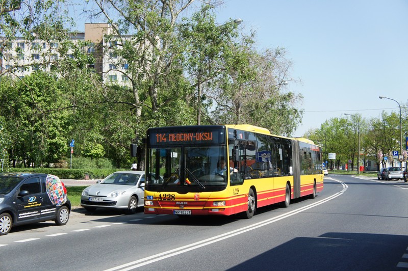 A228
Słowa kluczowe: 114 A228 LionsCityG Conrada