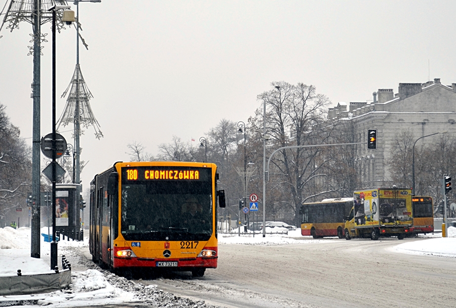 2217
Nieźle dzisiaj sypnęło...
Słowa kluczowe: ConectoG 2217 180 AlejeUjazdowskie